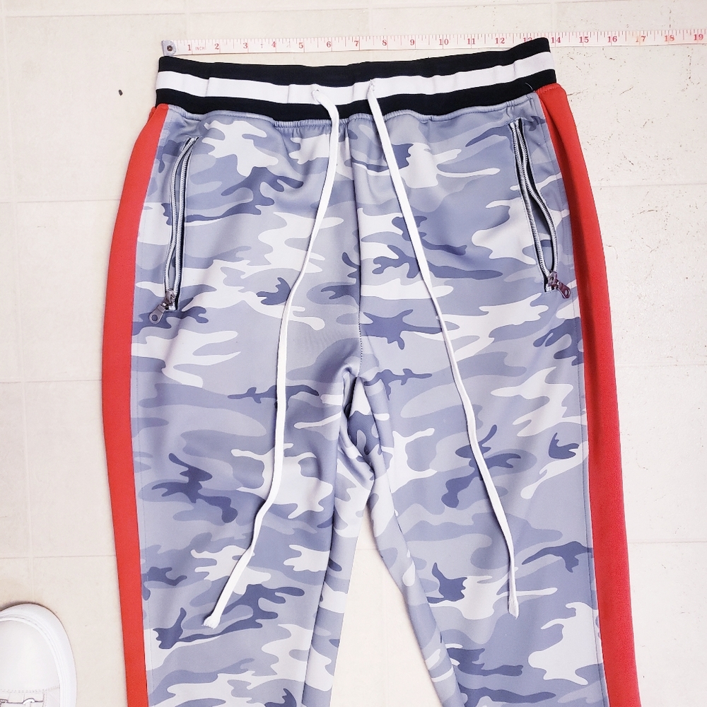 L Hudson camo track joggers from Saks - Picture 6 of 12